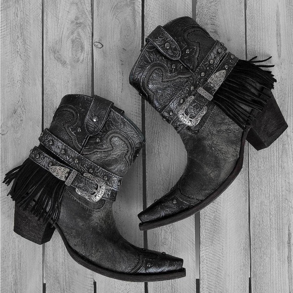 Corral Size 8.5M Vintage Fringe Harness Buckle Shortie Snip Toe Cowboy Boots - Picture 2 of 16